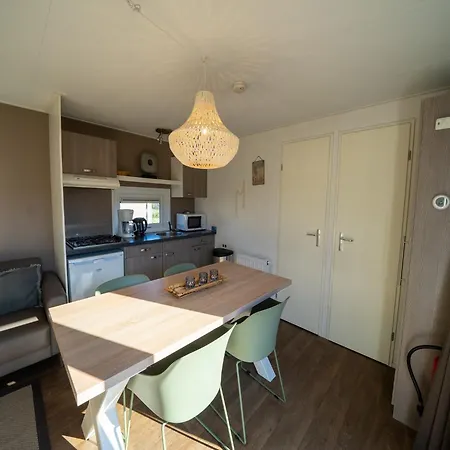 Well-maintained With Terrace *